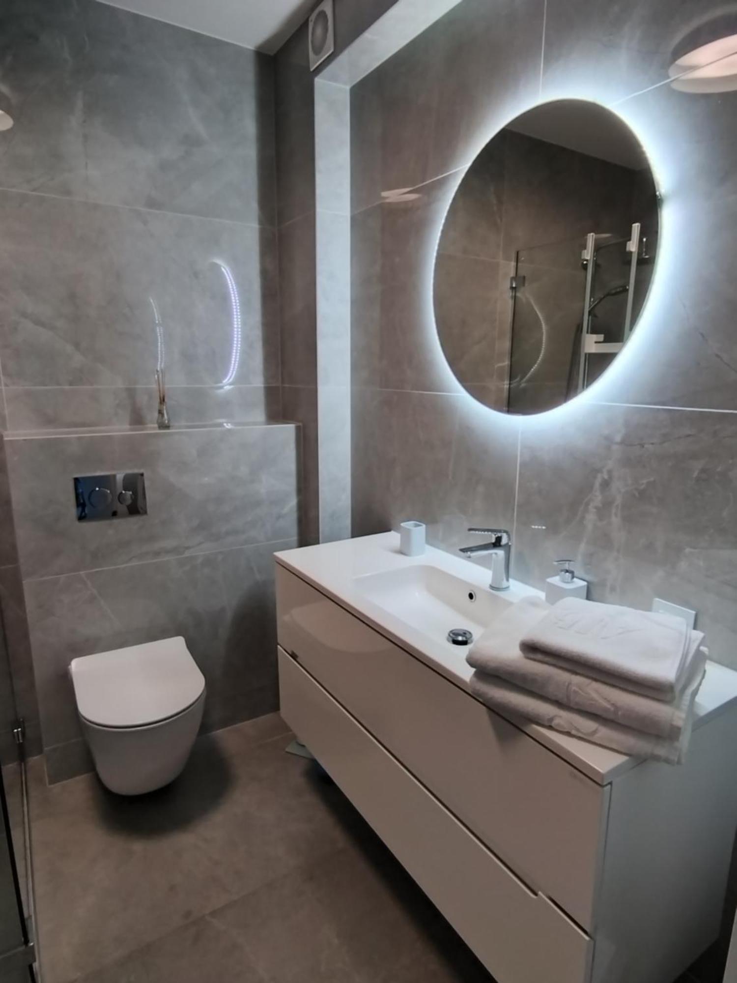 Niebieska Fala Apartment *